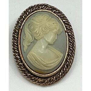 Signed Peri Oval‎ Cameo Brooch Pendant Vintage Gold Rope Frame